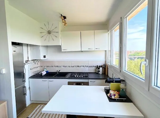 Vue Garonne - Stadium - Tramway شقة